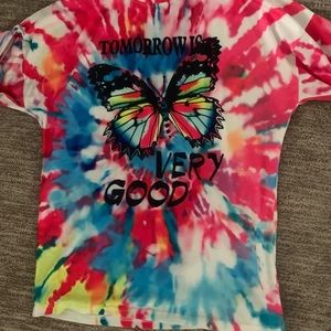 Colorful oversized tee